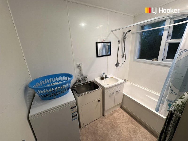 92A Eglinton Road, Mornington, Dunedin - Carousel 11