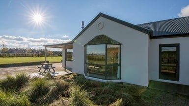 2122 Wards Road, Charing Cross, Darfield - Carousel 1