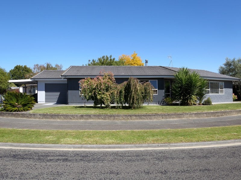 6 Hereford Place, Tamatea, Napier - Carousel 24