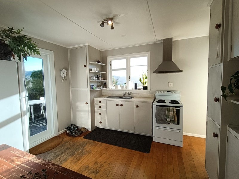 178 Pembroke Road, Wilton, Wellington - Carousel 1