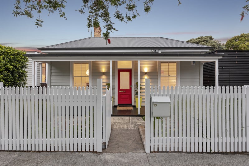 10 Royal Terrace, Sandringham, Auckland - Carousel 1