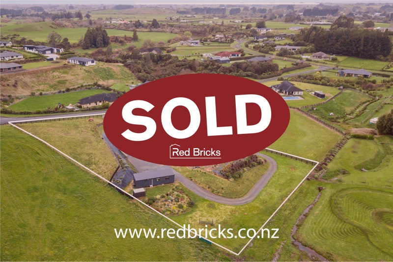 25 Houkura Rise, Whatawhata, Hamilton - Carousel 1