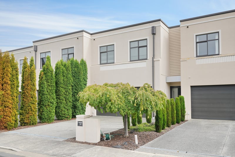 14 Country Club Terrace, Northwood, Christchurch - Carousel 2