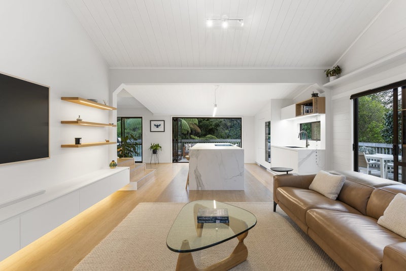 9C Pounamu Avenue, Greenhithe, Auckland - Carousel 1