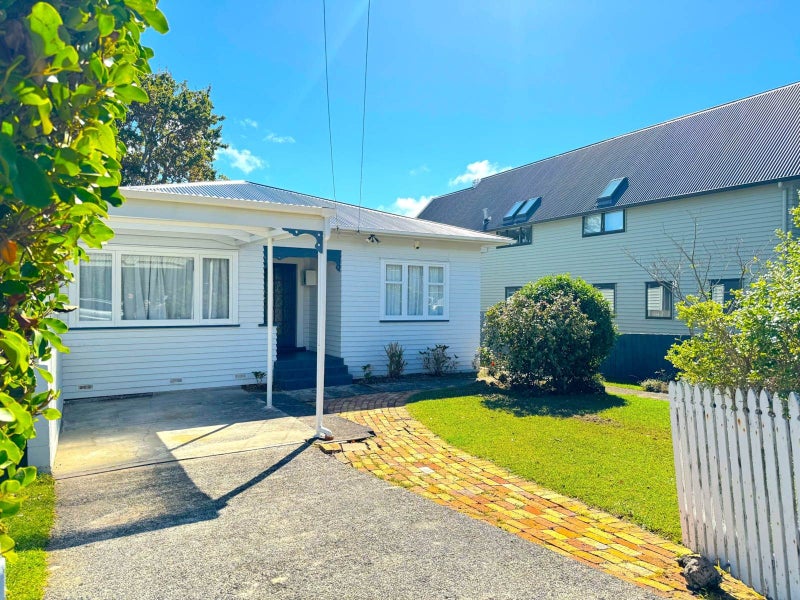 27 Formby Avenue, Point Chevalier, Auckland - Carousel 2