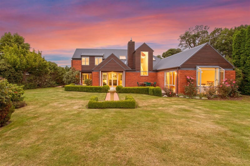 9 Kilmuir Lane, Harewood, Christchurch - Carousel 1