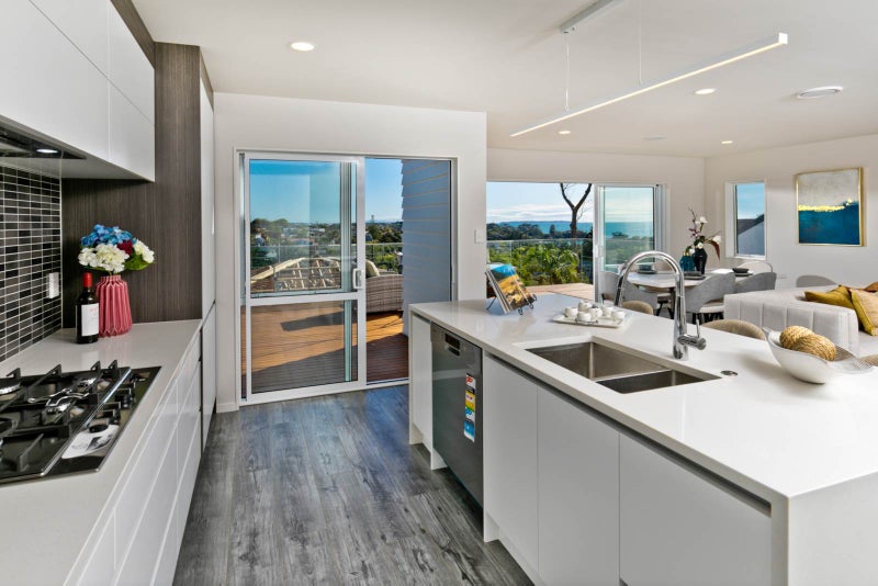 15A Mizpah Road, Waiake, Auckland - Carousel 2