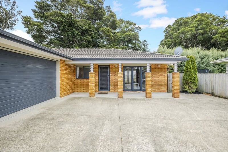 15A Callis Avenue, Opaheke, Papakura - Carousel 2