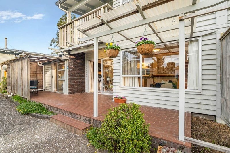 2/4 Arkles Strand, Arkles Bay, Whangaparaoa - Carousel 1