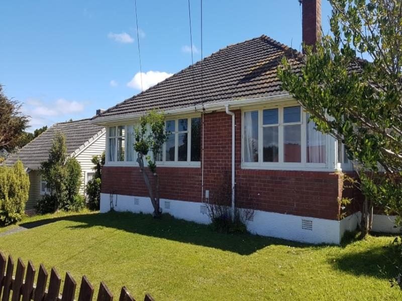 33 Jillett Street, Titahi Bay, Porirua - Carousel 1