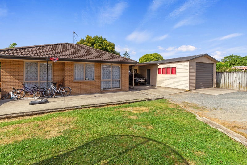 96 Holland Road, Fairfield, Hamilton - Carousel 2