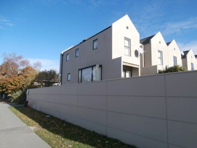 1/33 Winchester Street, Merivale, Christchurch - Carousel 1