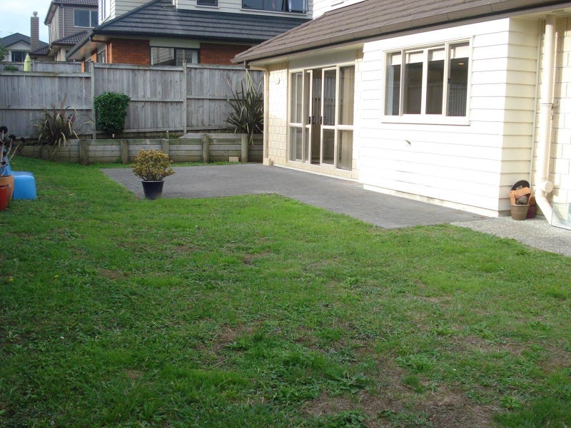 10 Melness Place, Flat Bush, Auckland - Carousel 13