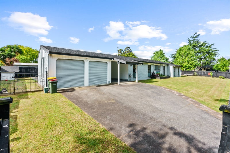 21 Beaumaris Way, Conifer Grove, Takanini - Carousel 16