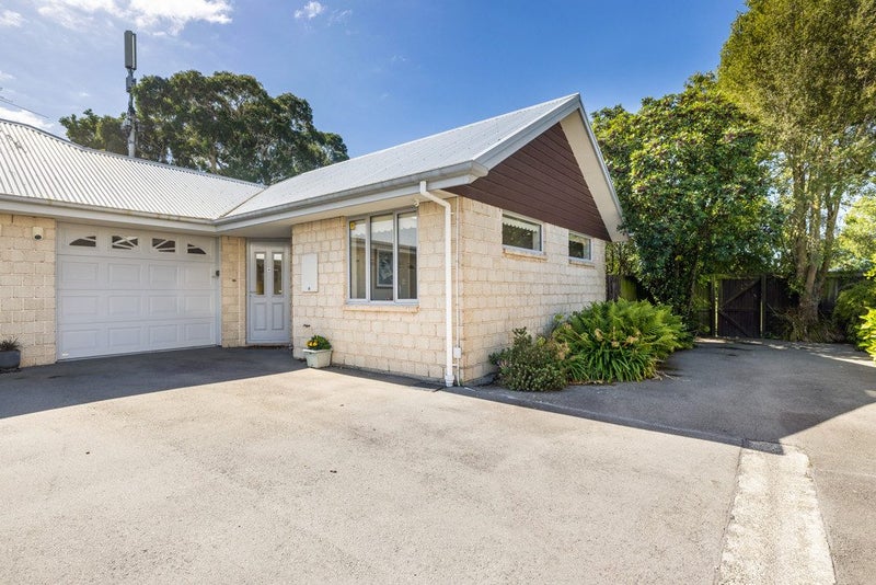 4/194 Waimairi Road, Ilam, Christchurch - Carousel 1