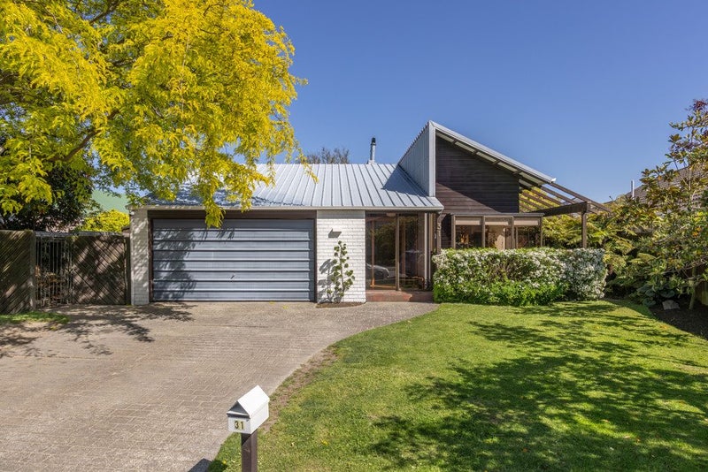 31 Townshend Crescent, Halswell, Christchurch - Carousel 1