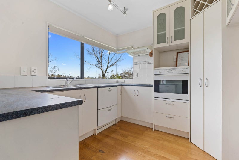 16A White Swan Road, Mount Roskill, Auckland - Carousel 2