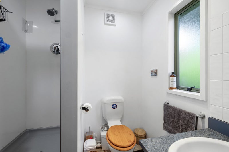 142 Seaview Road, Westown, New Plymouth - Carousel 20