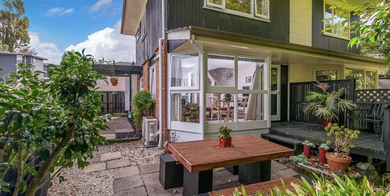 1/16 Turama Road, Royal Oak, Auckland - Carousel 1