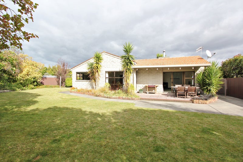 11 Cardiff Place, Tamatea, Napier - Carousel 1