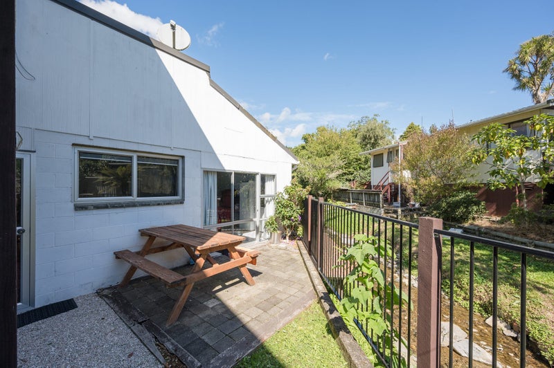 2/7 Enner Glynn Road, Enner Glynn, Nelson - Carousel 23