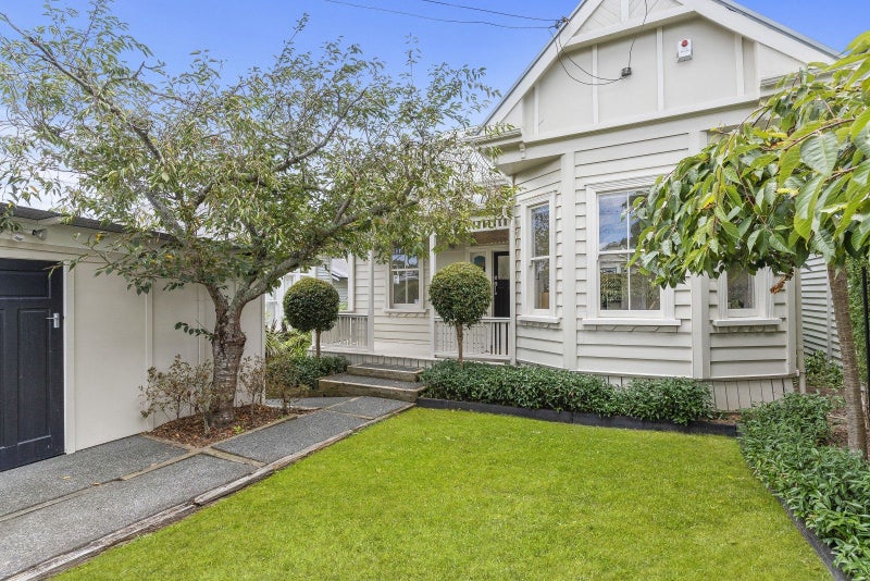 9 Sherwood Avenue, Grey Lynn, Auckland - Carousel 2
