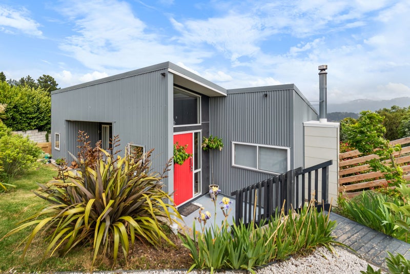 6 Euan Sarginson Place, Lyttelton - Carousel 19