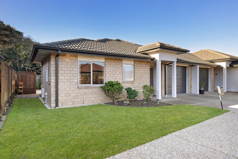 9 Havenbrook Way, Pyes Pa, Tauranga - Carousel 1