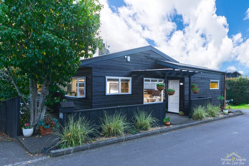 19 Matata Street, Blockhouse Bay, Auckland - Carousel 1