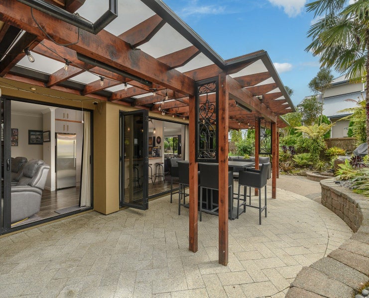 27 Jarrah Park Drive, Pyes Pa, Tauranga - Carousel 2