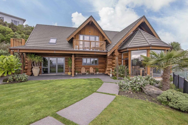 5 Lapwing Lane, Mount Pleasant, Christchurch - Carousel 1