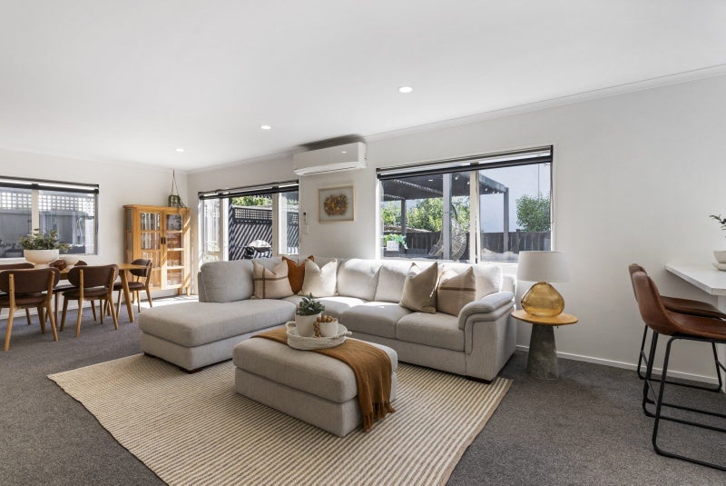 11/15 Harrison Road, Mount Wellington, Auckland - Carousel 2