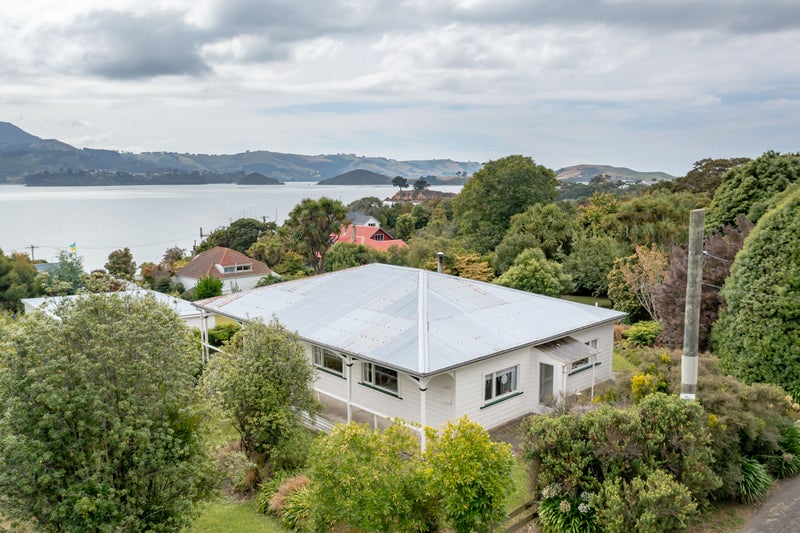1 Waikana Street, Broad Bay, Dunedin - Carousel 2