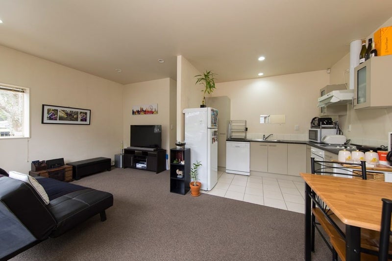 GM/193 Main Highway, Ellerslie, Auckland - Carousel 10