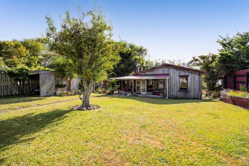 65 Wallscourt Place, Normanby, Hawera - Carousel 2