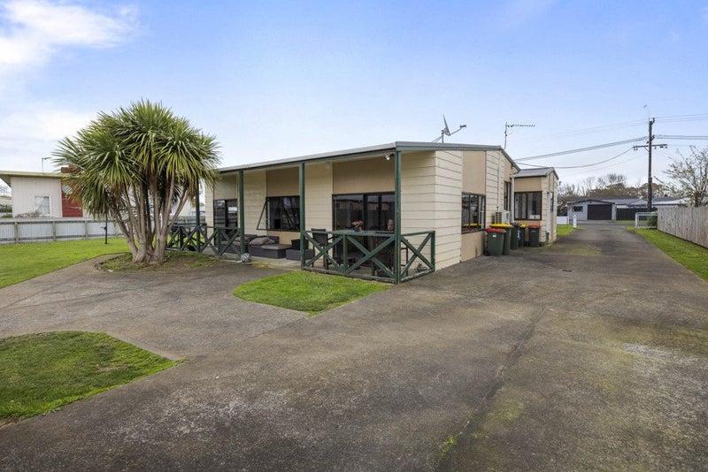 37 Grey Street, Normanby, Hawera - Carousel 2