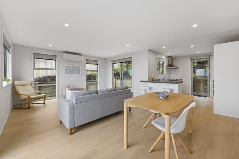 9 Fortune Street, Dalmore, Dunedin - Carousel 2