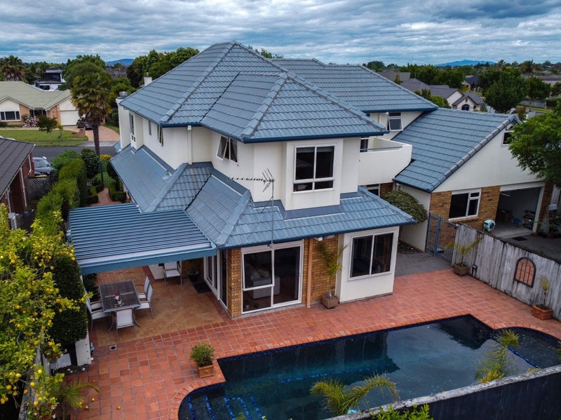 56 Keswick Crescent, Huntington, Hamilton - Carousel 2