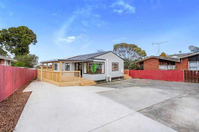 17B Athens Road, Onehunga, Auckland - Carousel 1