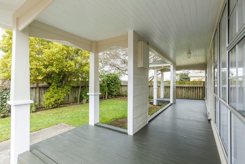 23 Chelwood Street, Takaro, Palmerston North - Carousel 2
