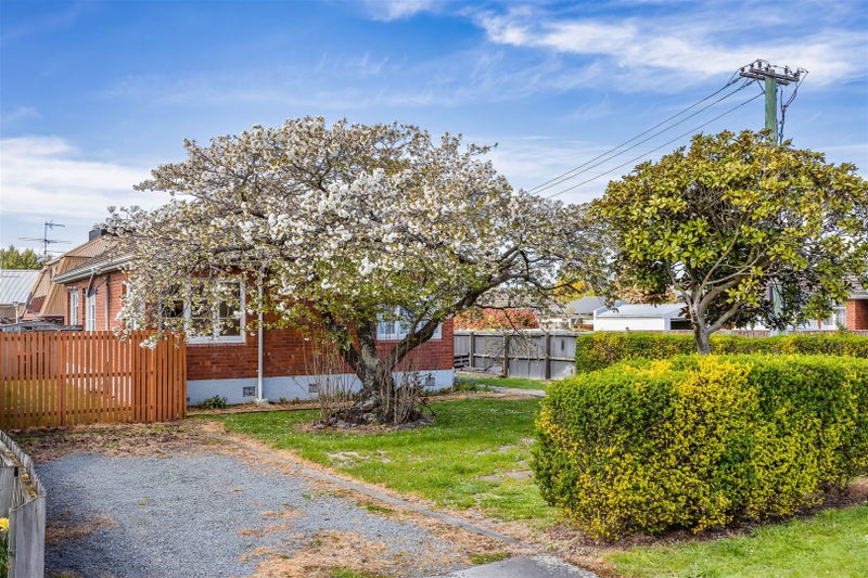 24 Epsom Road, Sockburn, Christchurch - Carousel 1