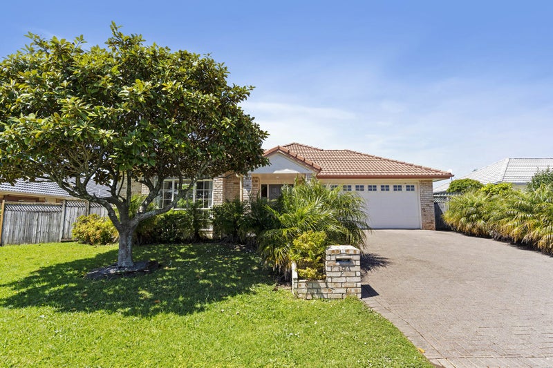 104 Golfland Drive, Golflands, Auckland - Carousel 2