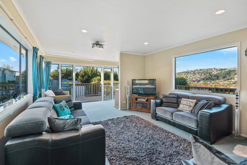 9 Saint Vincent Terrace, Cashmere, Christchurch - Carousel 2