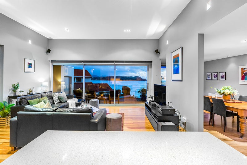 3 Bath Street, Plimmerton, Porirua - Carousel 2
