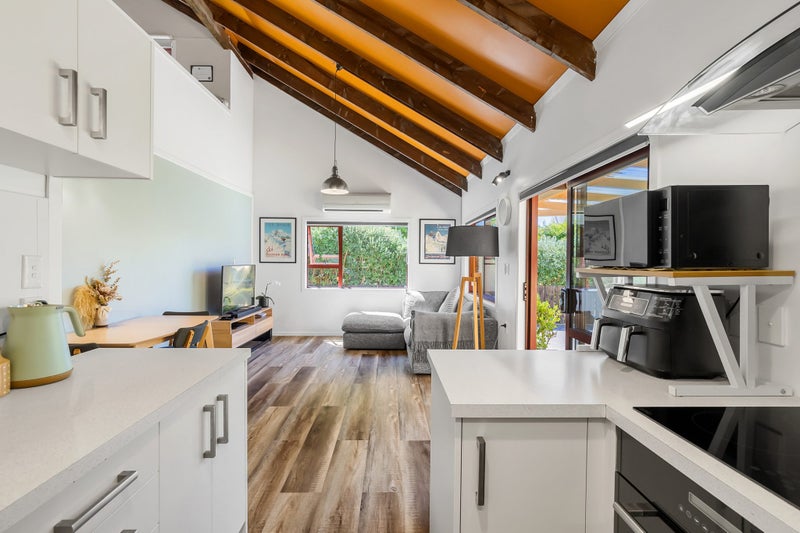 17 Sunset Street, Hilltop, Taupo - Carousel 1