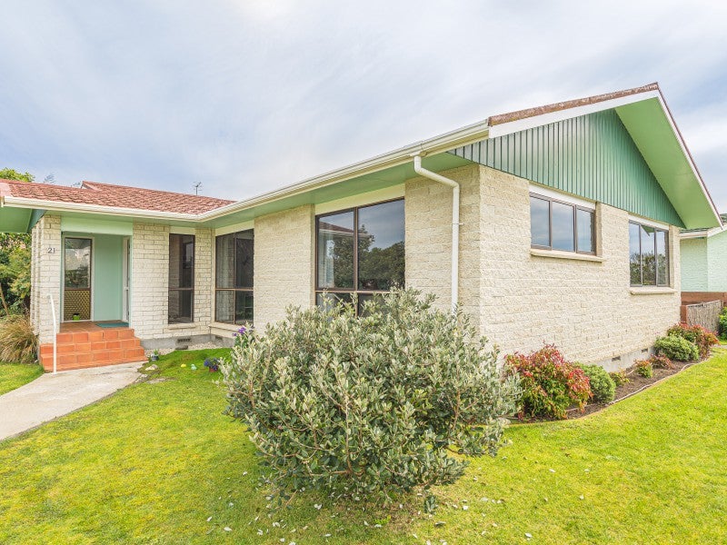 21 Karamu Street, Tawhero, Whanganui - Carousel 1