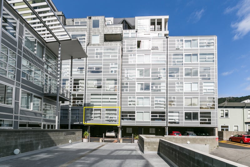 61/43 Mulgrave Street, Thorndon, Wellington - Carousel 11