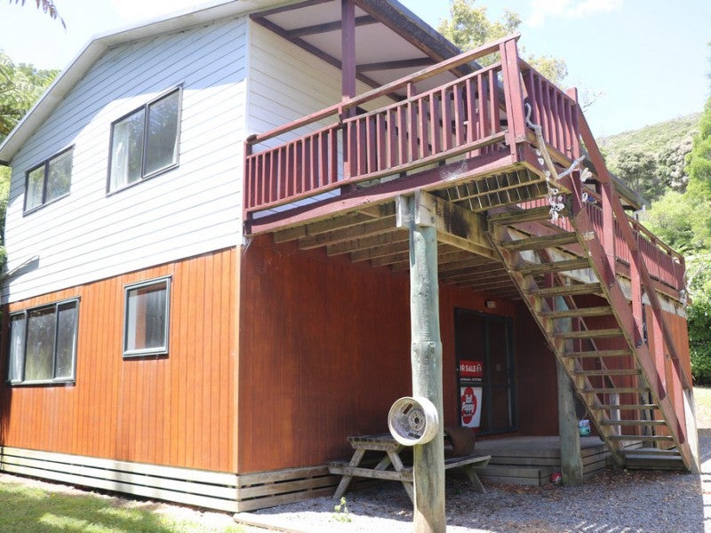 7 Sandy Bay Road, BLACK ROCK - Carousel 2