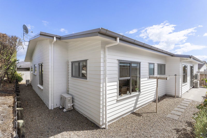 33 Kaiawa Street, Beachlands, Auckland - Carousel 19