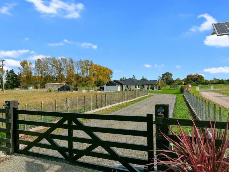 2/1 Lowe Road, Rukuhia, Hamilton - Carousel 17